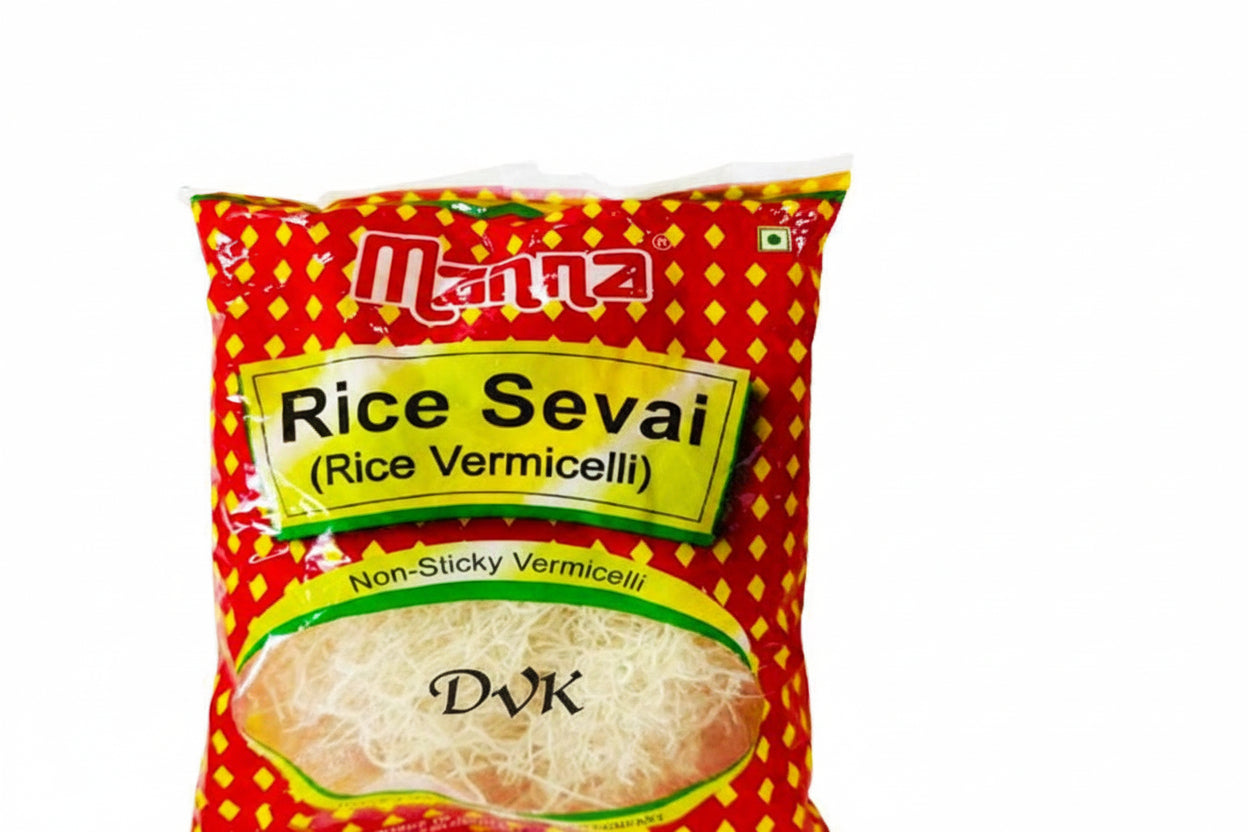 Packaged rice vermicelli with Manna brand on a white background