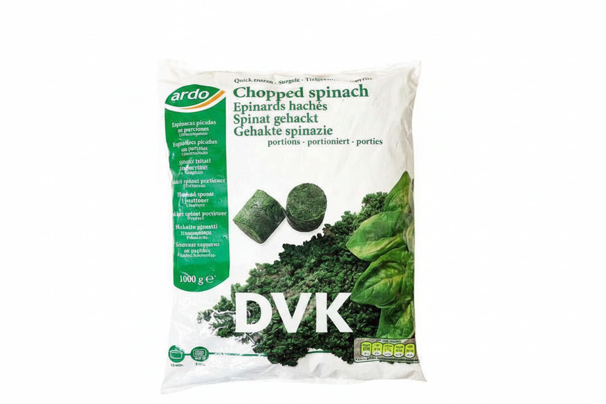 Package of chopped spinach with Ardo branding on a white background