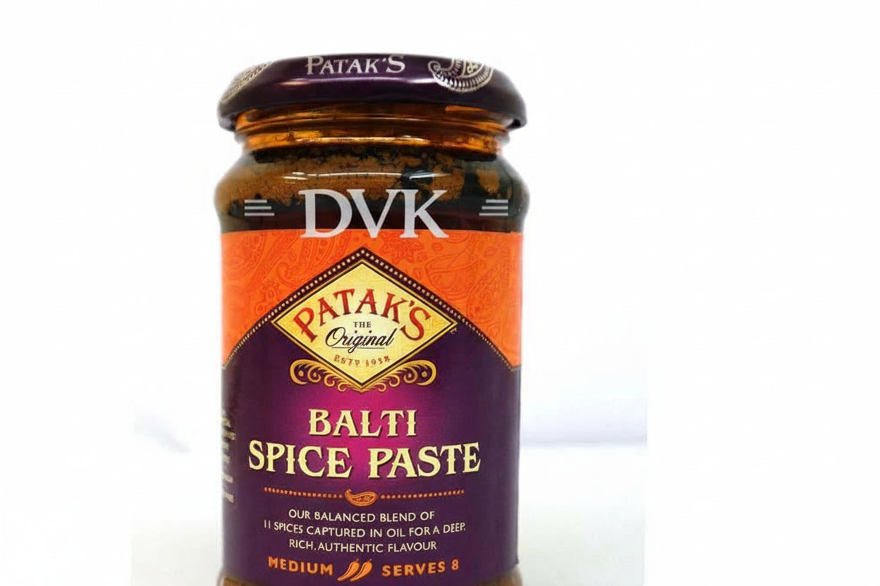 Jar of Patak's Balti Spice Paste on a white background